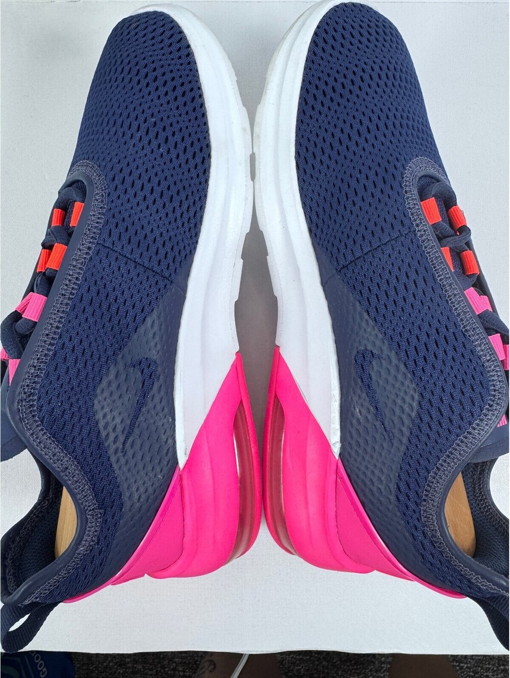 Nike Air Max Motion 2 Running Shoes Women’s 8.5 Navy Pink Athleisure Sneakers - Picture 6 of 9
